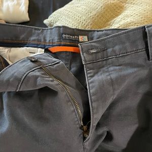 Dockers pants 32x32 light gray